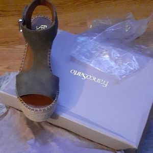 Green wedge heel sandal